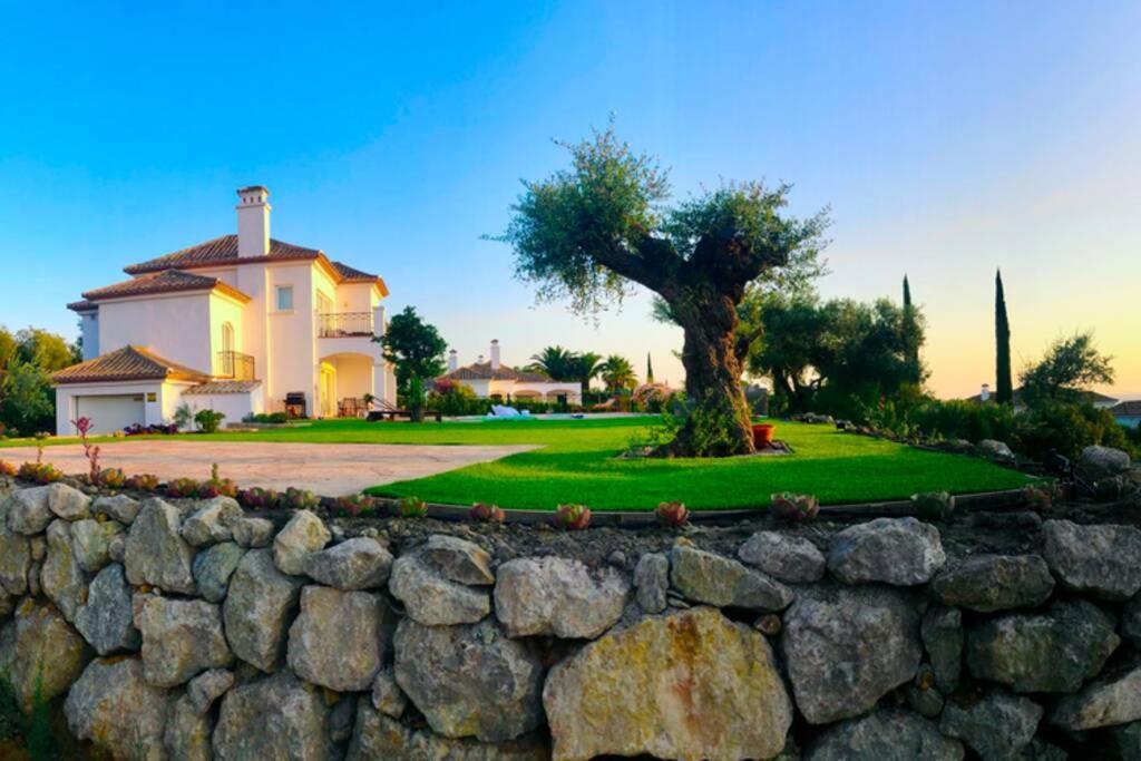 Villa exclusiva con piscina privada, La Tina Golf Arcos de la Frontera Exterior foto