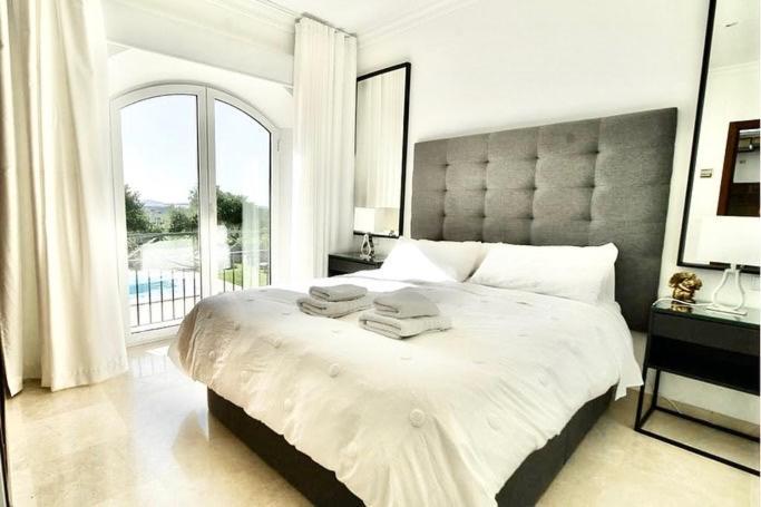 Villa exclusiva con piscina privada, La Tina Golf Arcos de la Frontera Exterior foto